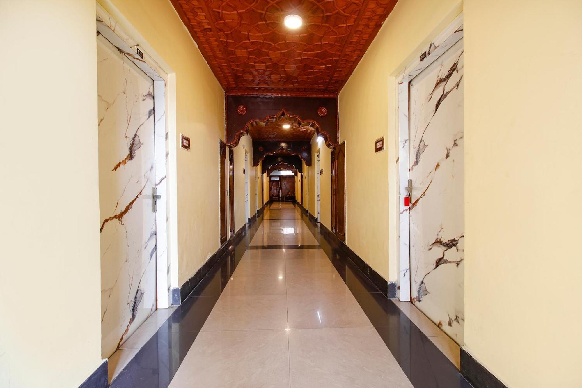 Fabhotel Kashmir Hilltown Durgjan Exterior foto