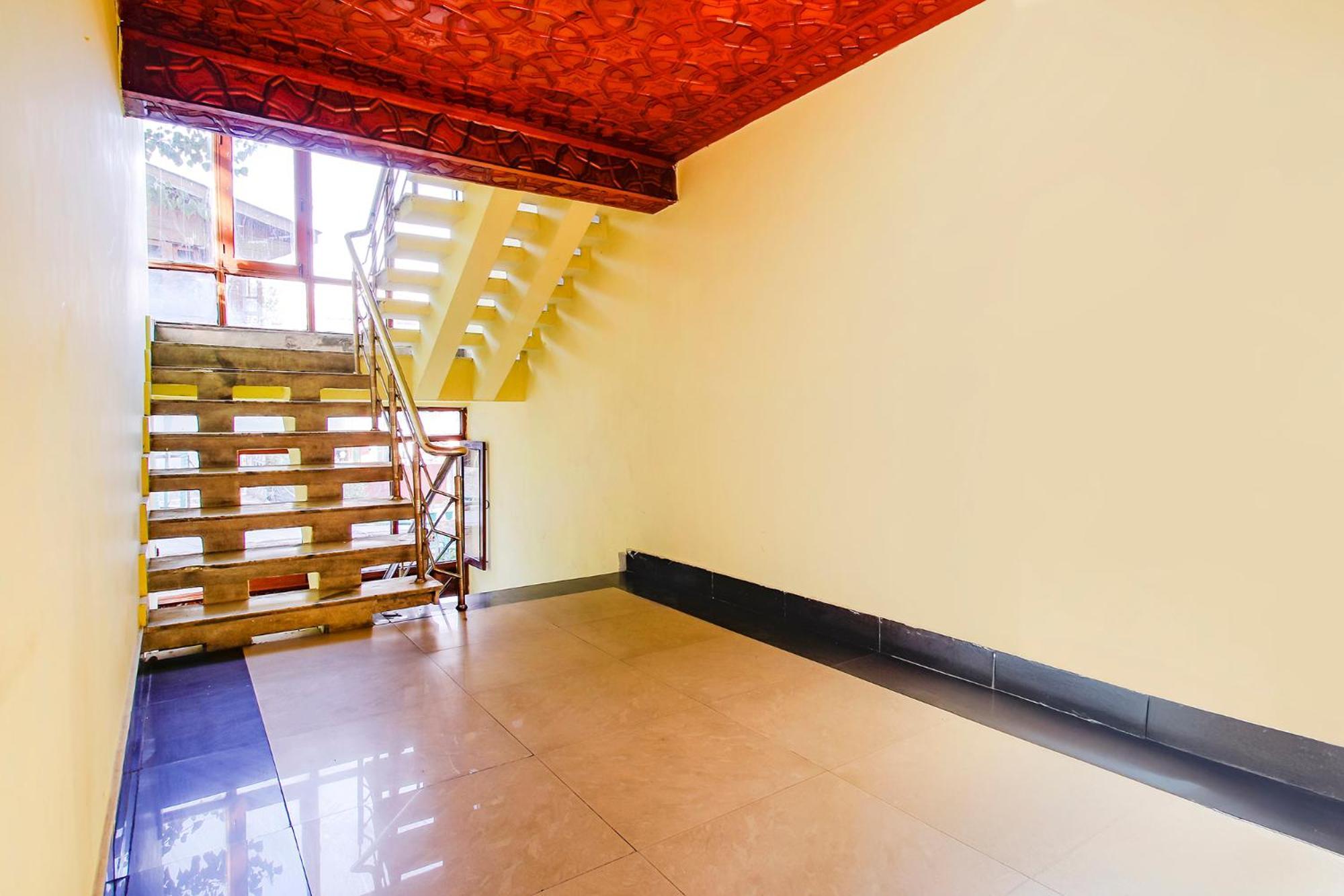 Fabhotel Kashmir Hilltown Durgjan Exterior foto