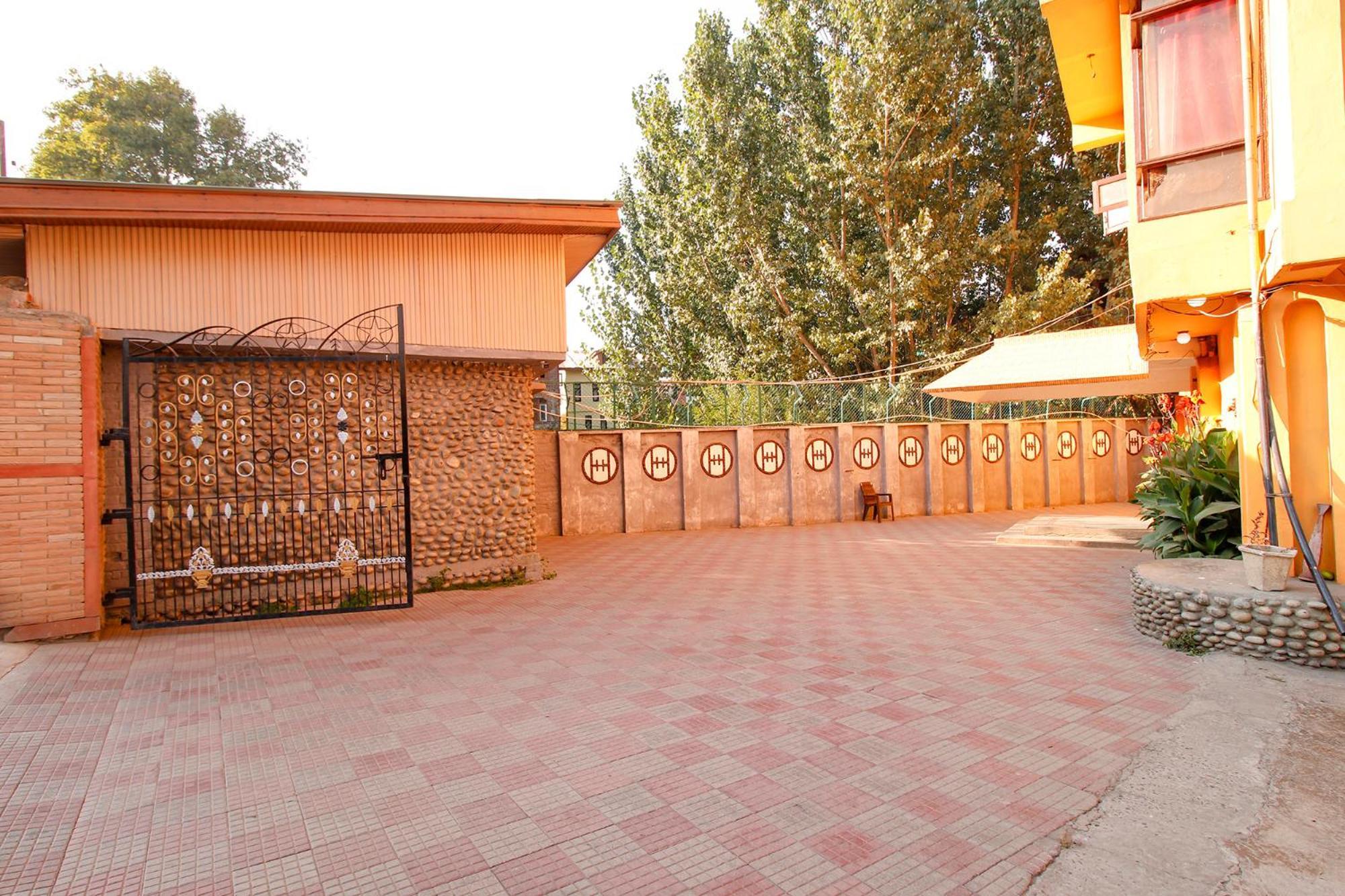 Fabhotel Kashmir Hilltown Durgjan Exterior foto